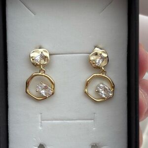 ETTIKA Organic Shape 18k Gold Plated Crystal Earrings - NWOT